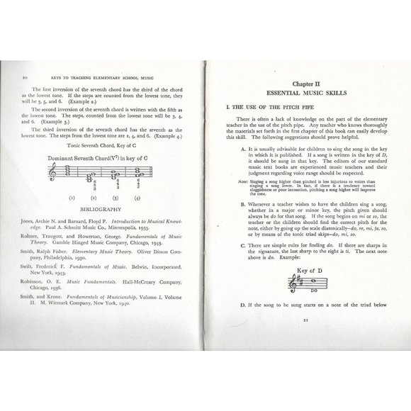 Keys to Teaching Elementary School Music by Thompson and Nordholm 1949 Blue - Picture 4 of 4